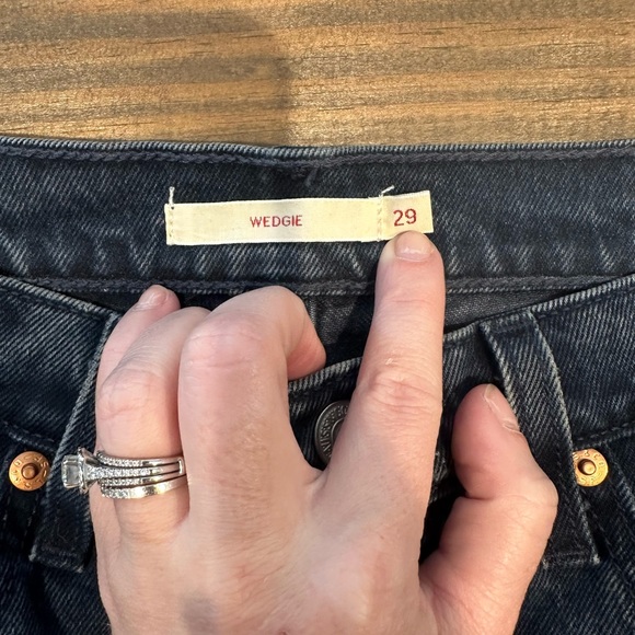 Levi Wedgie Jeans - Picture 4 of 4